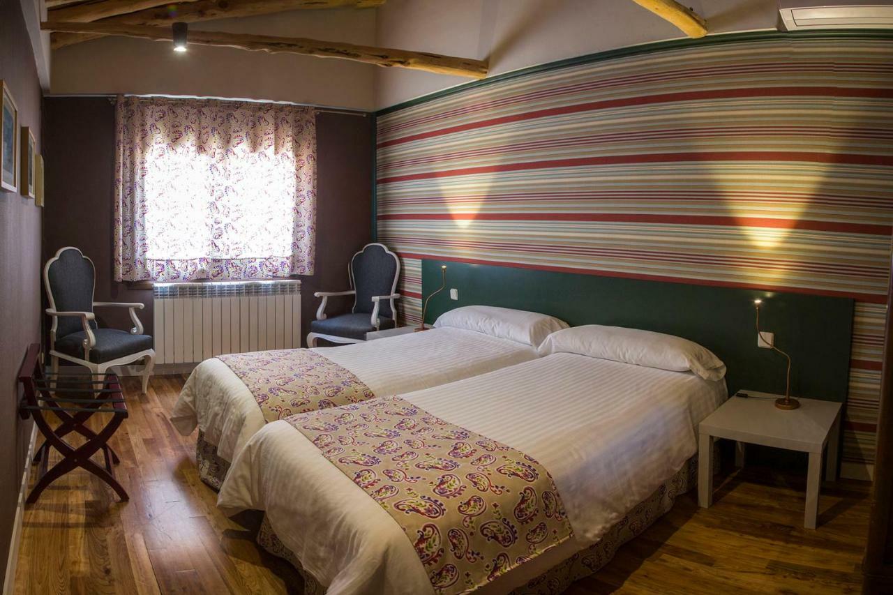 Apartamentos Rurales De La Sexma Del Sabinar Corduente Екстериор снимка