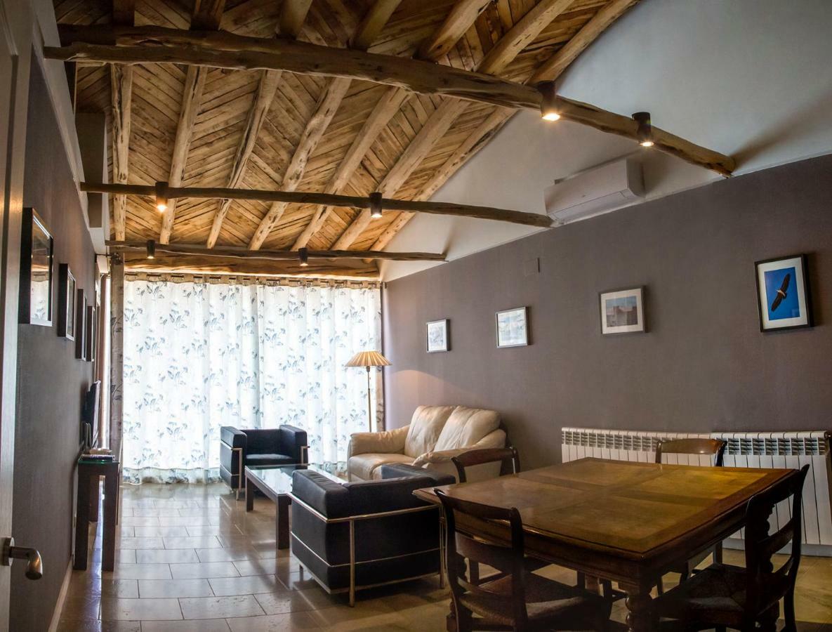 Apartamentos Rurales De La Sexma Del Sabinar Corduente Екстериор снимка