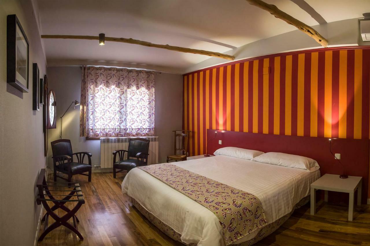 Apartamentos Rurales De La Sexma Del Sabinar Corduente Екстериор снимка